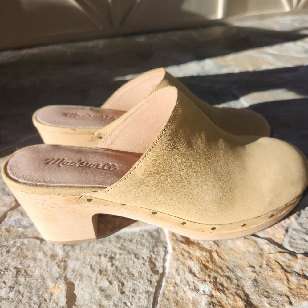 Madewell Ayanna Clogs, size 8 in Acorn - Picture 6 of 7